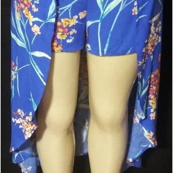 Royal Blue Floral Shorts With A Skirt M - Picture 6 of 6